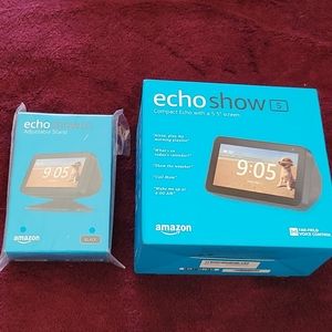 Brand New echoshow 5 with Adjustable Stand